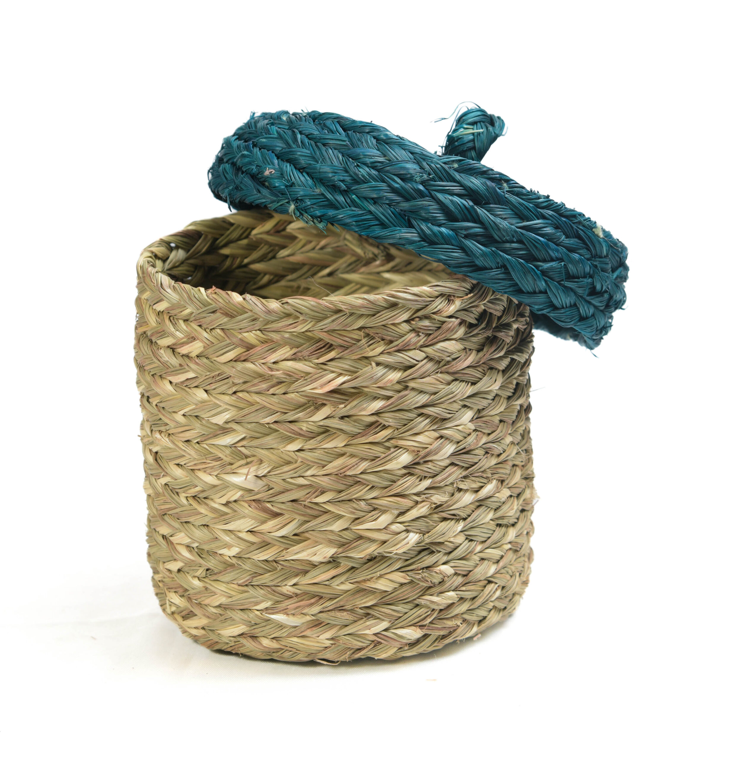 Container With Lid - Image 4